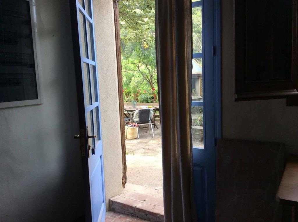 La Casanova De Beuda Villa Buitenkant foto